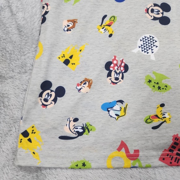 Disney Parks Shirt Womens XL Gray Mickey Minnie Donald Goofy Pluto 2020 Tee Top - Picture 2 of 14